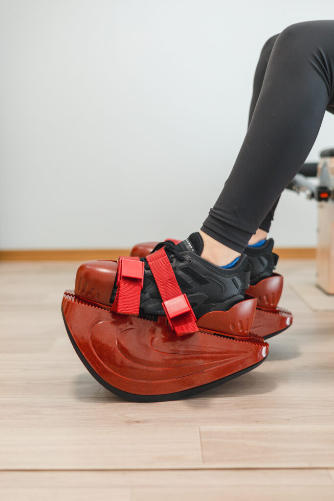 草加マスターストレッチ脚